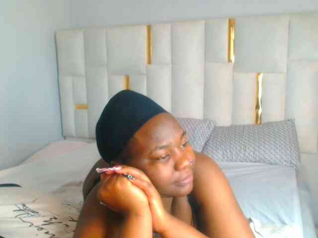 bustymelons69 webcam