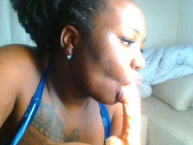 bustymelons69 webcam