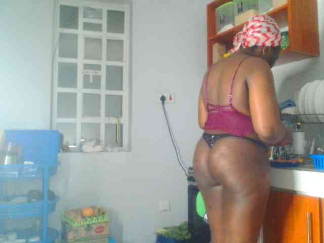 bustymelons69 webcam