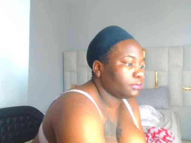 bustymelons69 webcam