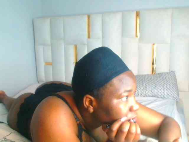 bustymelons69 webcam