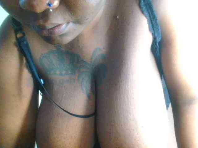 bustymelons69 webcam