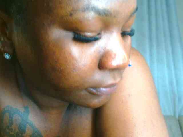 bustymelons69 webcam