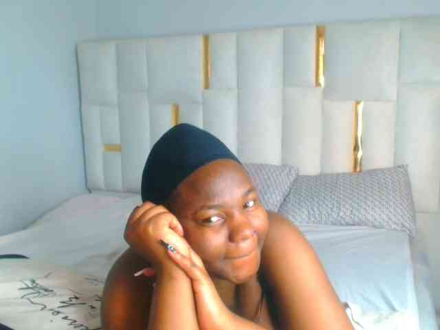 bustymelons69 webcam