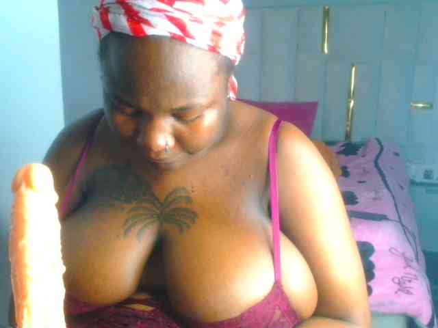 bustymelons69 webcam