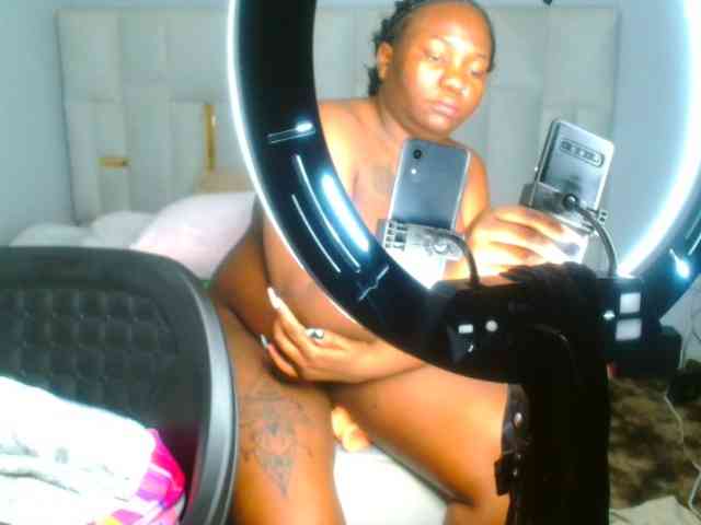 bustymelons69 webcam