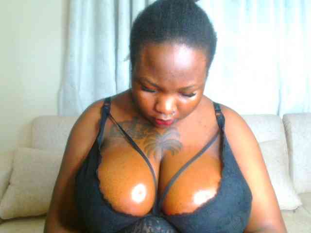 bustymelons69 webcam