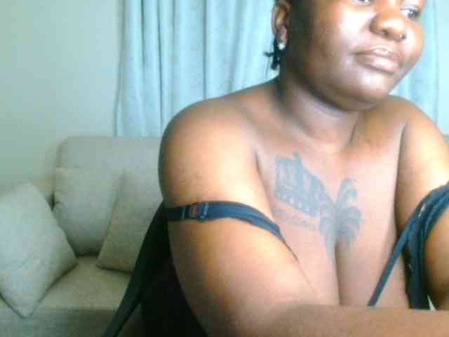 bustymelons69 webcam