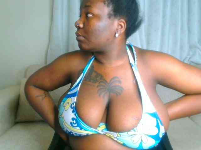 bustymelons69 webcam