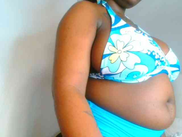 bustymelons69 webcam