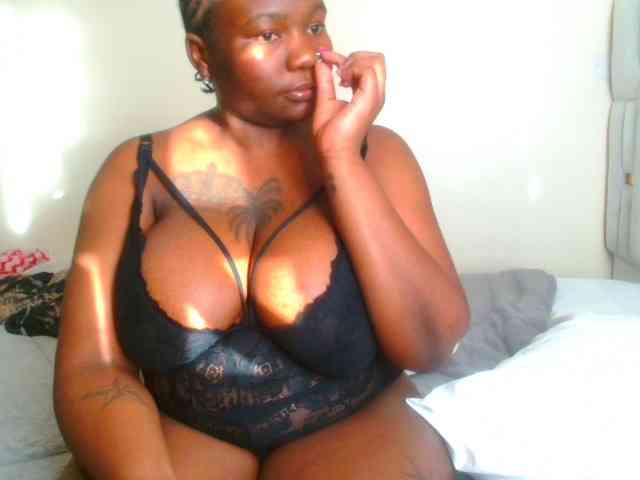 bustymelons69 webcam