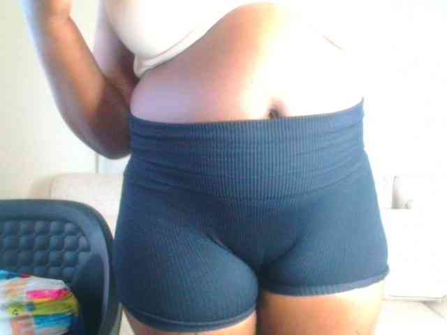 bustymelons69 webcam