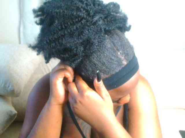 bustymelons69 webcam