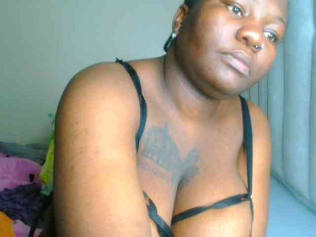 bustymelons69 webcam