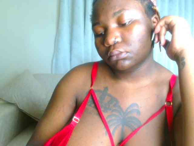 bustymelons69 webcam