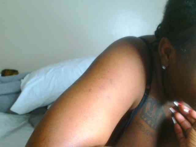 bustymelons69 webcam