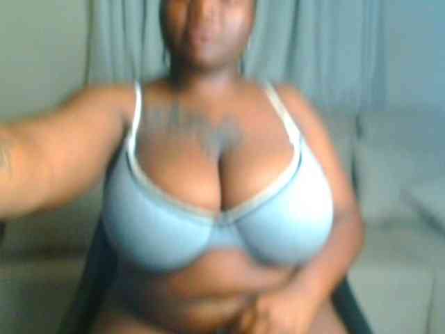 bustymelons69 webcam