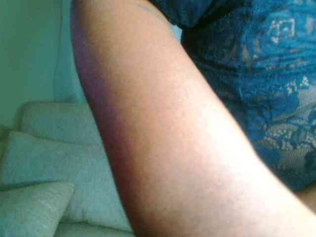 bustymelons69 webcam