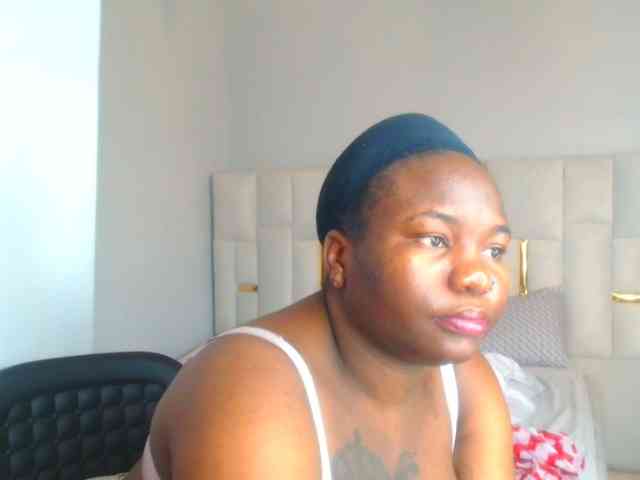 bustymelons69 webcam