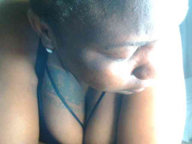 bustymelons69 webcam