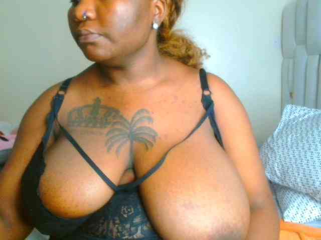 bustymelons69 webcam