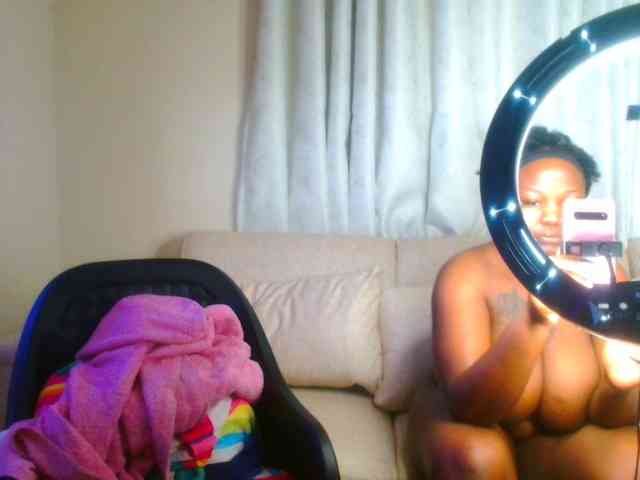 bustymelons69 webcam