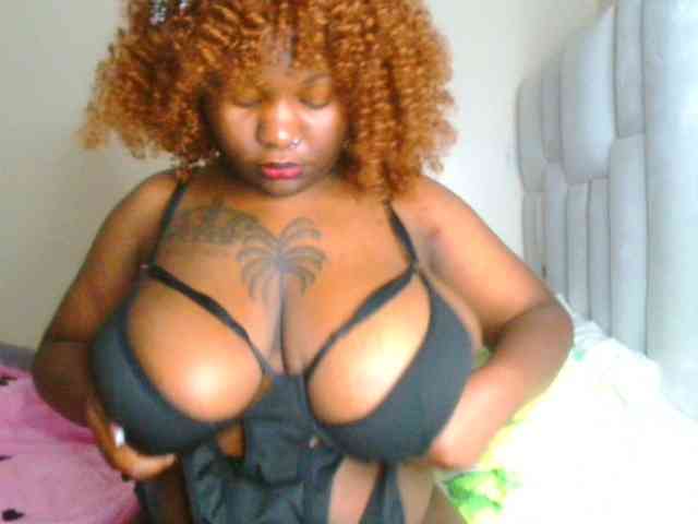 bustymelons69 webcam