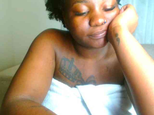 bustymelons69 webcam