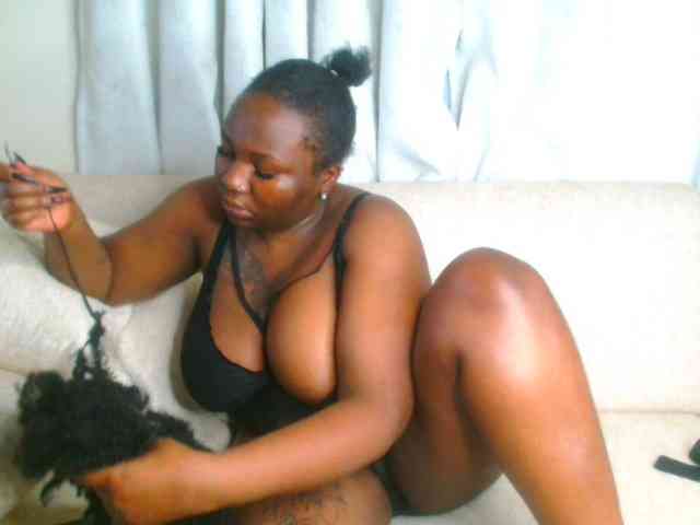 bustymelons69 webcam