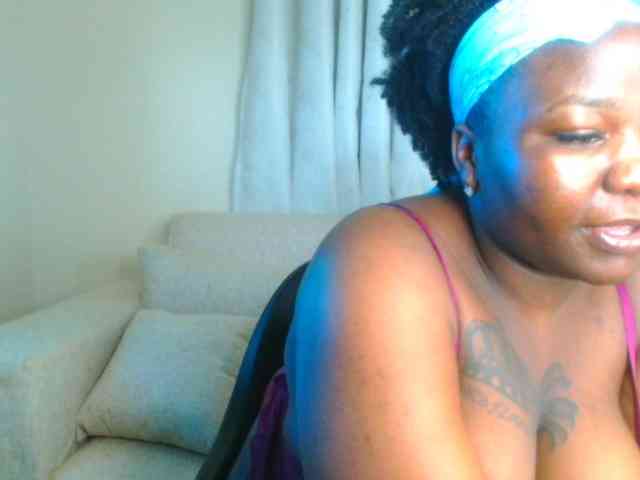 bustymelons69 webcam