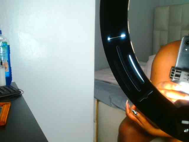 bustymelons69 webcam