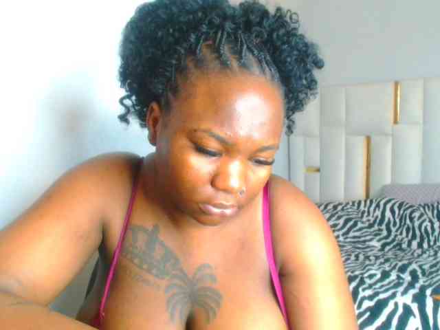 bustymelons69's Sexcam