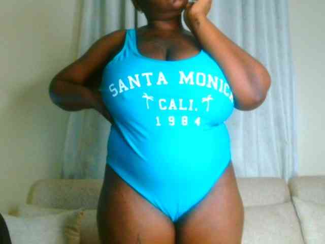 bustymelons69 webcam