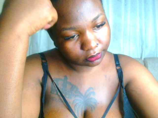 bustymelons69 webcam