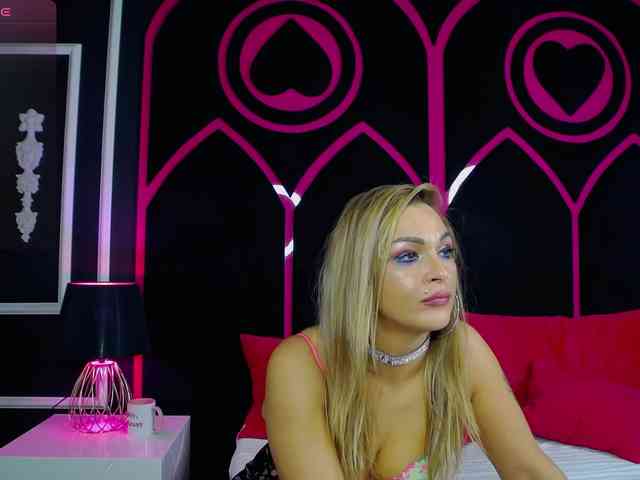 AlexxaBlaze webcam