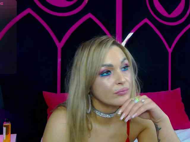 AlexxaBlaze webcam