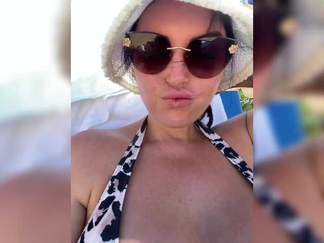 Nastya007ru — Hello)) no nude)) All tokens to the general chat. The best way to show love and compliments is with TOKENS )))@total for survival in the tropics @remain for survival)))))