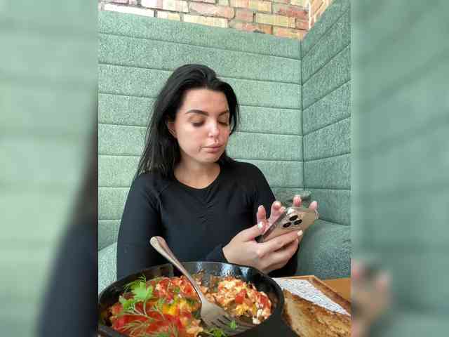 LyaLya_Nastya webcam