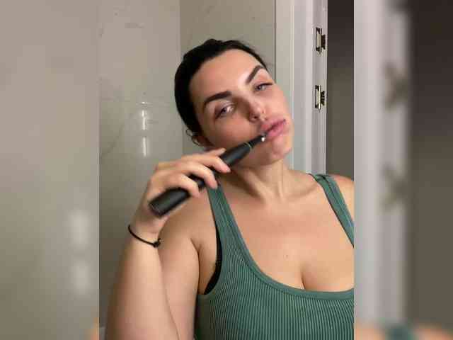 SecretVibe webcam