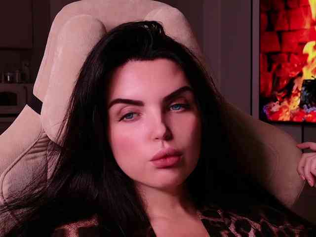 SecretVibe webcam