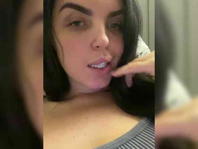SecretVibe webcam