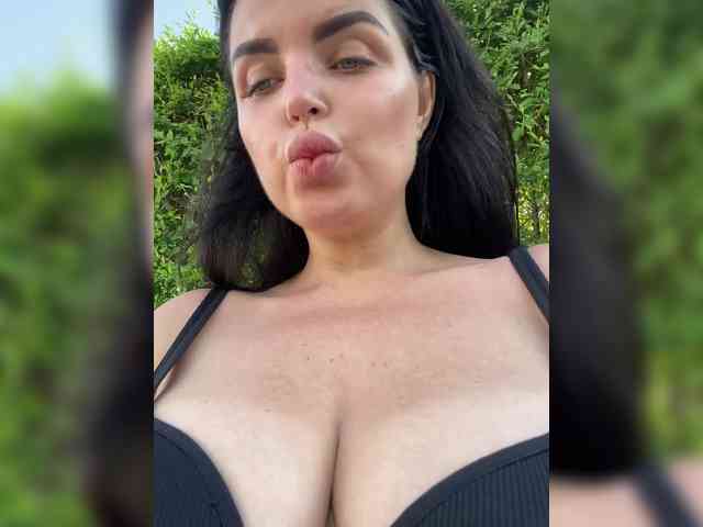 LyaLya_Nastya webcam