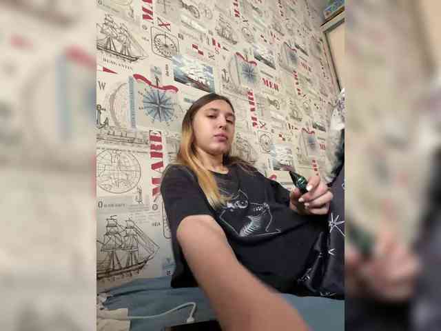 LinaLun webcam