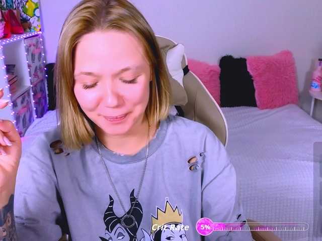 WhiteSoul's BongaCams show and profile