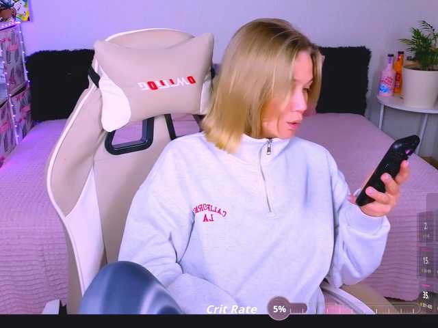 WhiteSoul's BongaCams show and profile