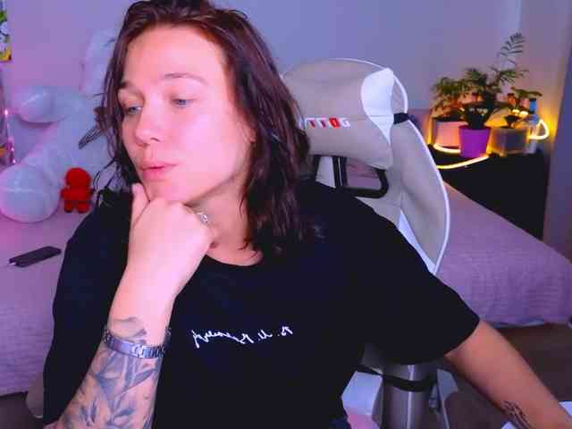 WhiteSoul webcam