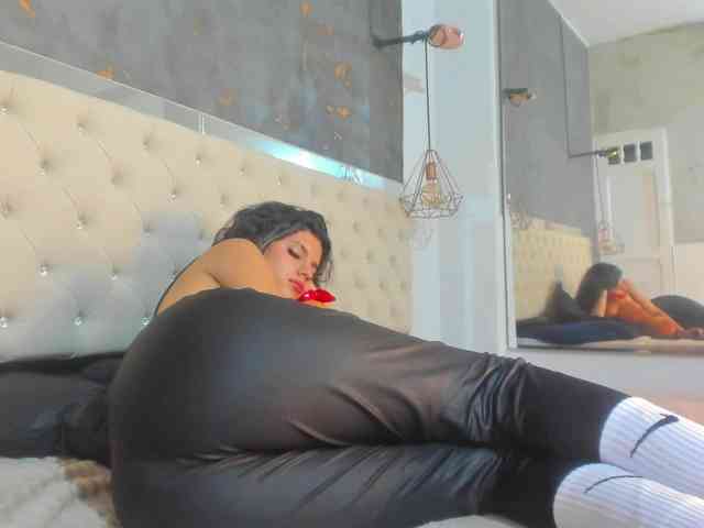 viiolettlopez webcam