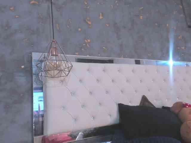 viiolettlopez webcam