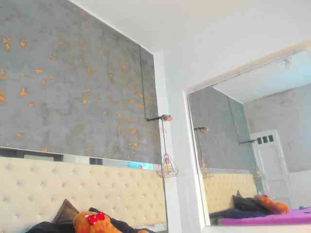 viiolettlopez webcam