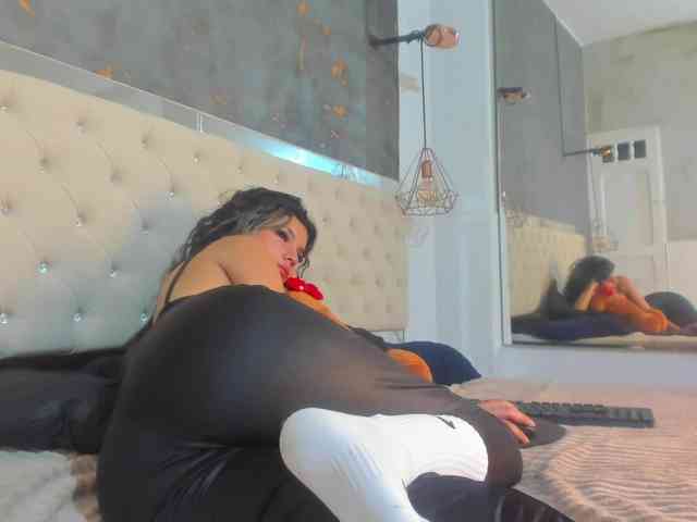 viiolettlopez webcam